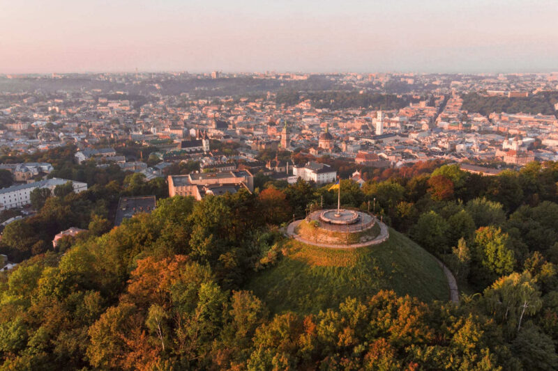 Реконструкція оглядового майданчика у Львові