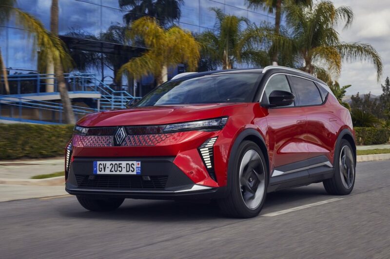 Renault зосереджується на електромобілях та зниженні цін