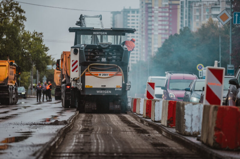 Капітальний ремонт Харківського шосе розпочато у Києві