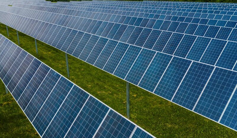 Новий метод охолодження сонячних панелей підвищує їх ефективність