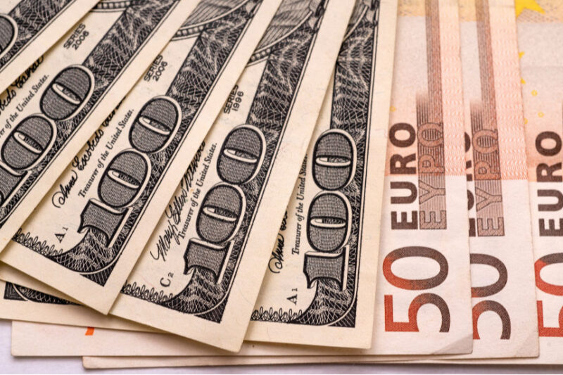 Курс євро та долара до гривні на 29 жовтня 2023 року