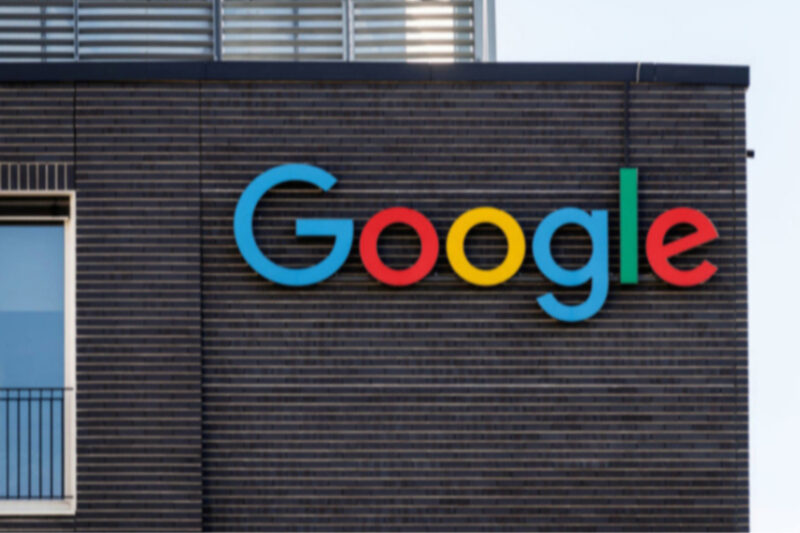 Австралія забороняє соціальні мережі для дітей до 16 років