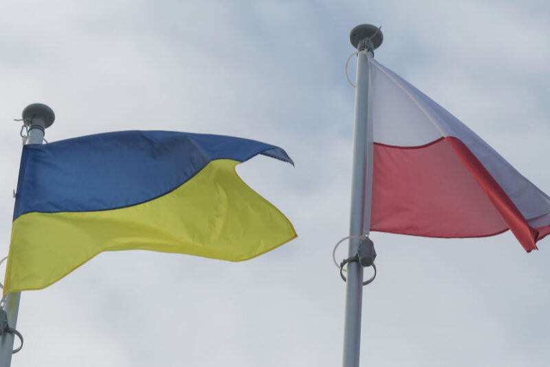 Ремонт на митному посту “Устилуг” сповільнить рух транспорту