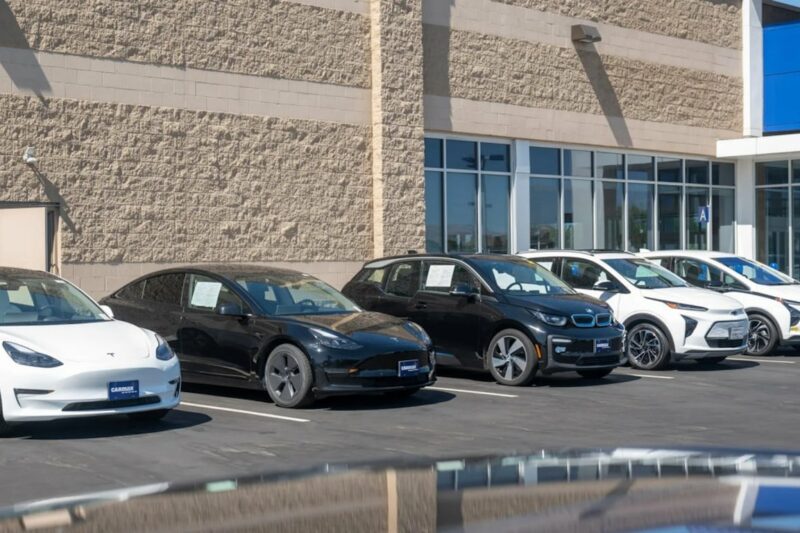 Чому купівля нового електромобіля може бути невигідною?