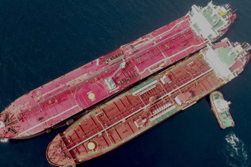 Індійська компанія купує російську нафту під санкціями