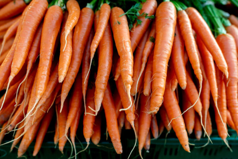 Ціни на моркву в Україні зросли на 12%
