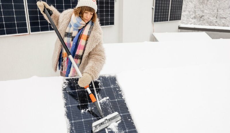 Альтернативні джерела енергії: вітрові та водяні генератори