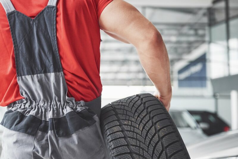 Помилки при виборі зимових шин: як уникнути небезпеки