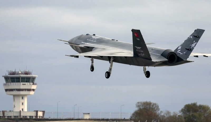 Bayraktar Kizilelma успішно пройшов випробування з боєприпасами