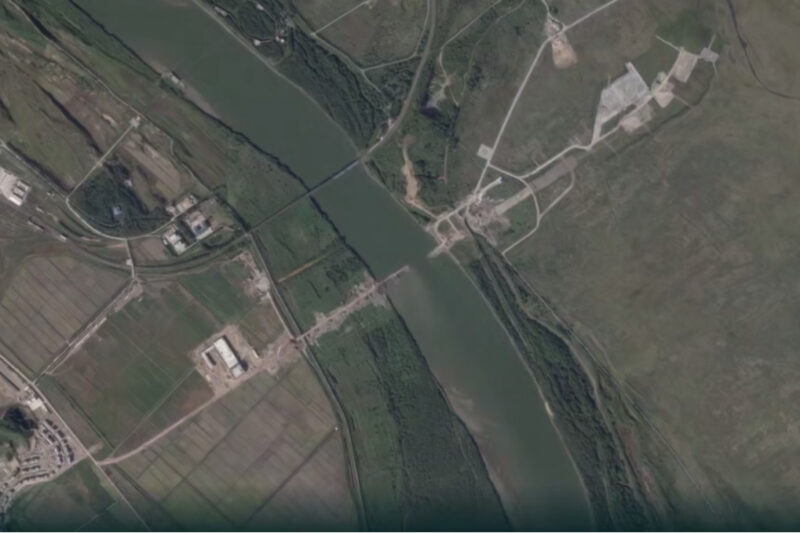 Росія та Північна Корея завершують будівництво мосту