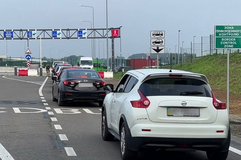 Черги на кордоні України: актуальна інформація
