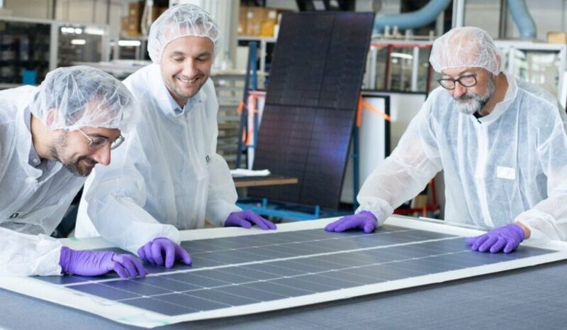 Прорив у виробництві сонячних модулів в Австралії