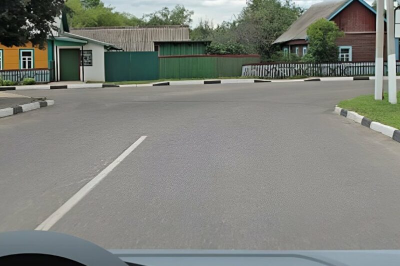 Чи дозволено розворот на перехресті?