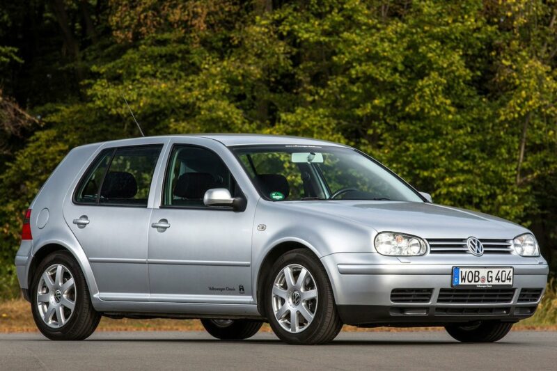 Вартість обслуговування Volkswagen Golf IV в Україні