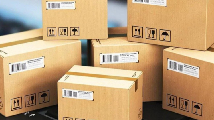 Обсяги імпорту товарів через посилки зростають