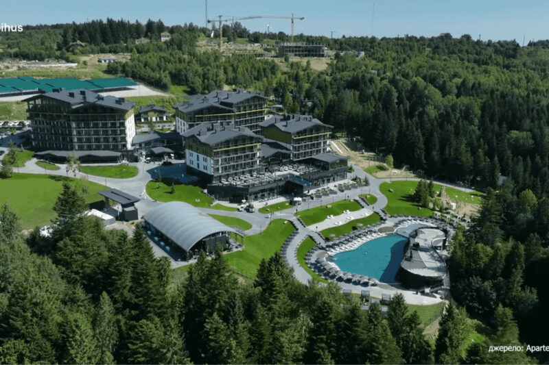 Скандал з братом нардепа: розкрито плани з готелями