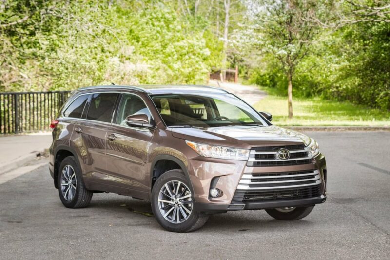 Toyota Highlander Hybrid 2019: Розумна покупка на вторинному ринку