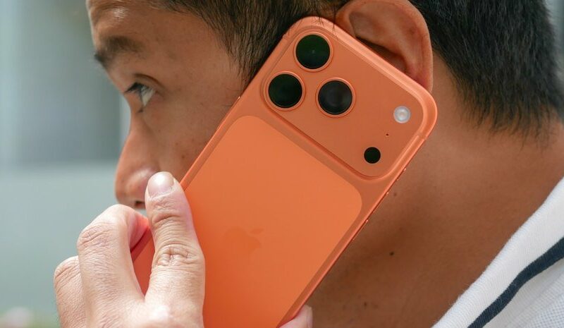 Смартфони-розкладачки: переваги та недоліки