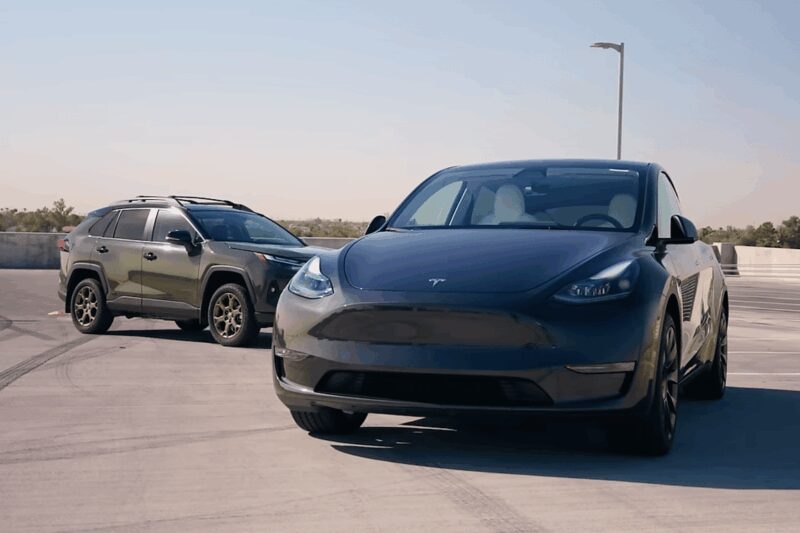 Toyota RAV4 очолить світовий рейтинг продажів до 2025 року