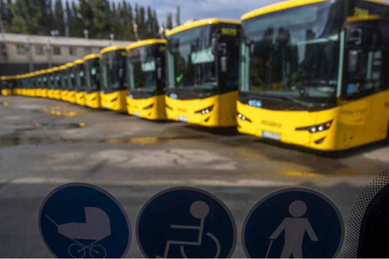 Обмеження руху на Південному мосту під час тривоги