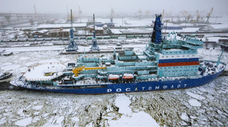 Поставки російської нафти через Арктику сповільнюються