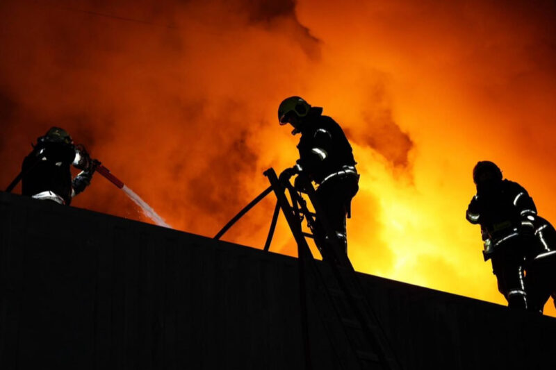 Нічна атака: понад 100 тисяч споживачів без електрики