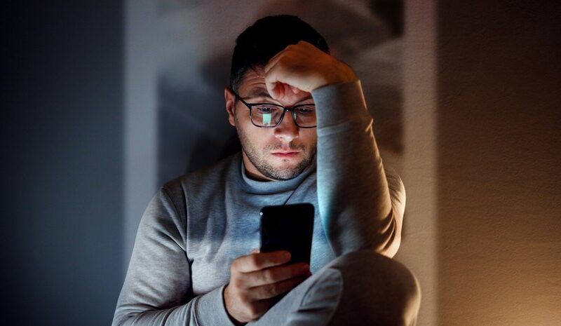 Обговорення правил надання мобільних послуг в Україні