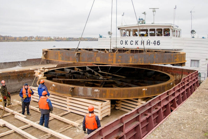 Ярославський суднобудівний завод не платить зарплату