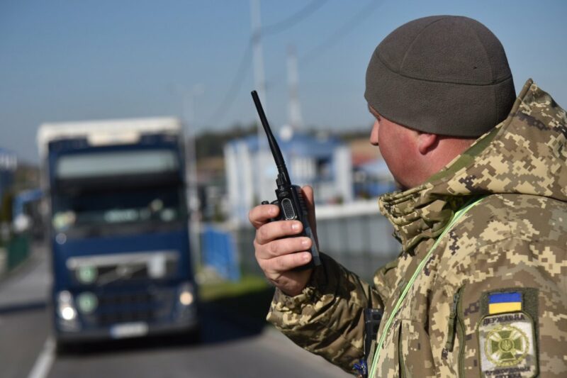 Черги на кордоні України 3 листопада: що відомо?