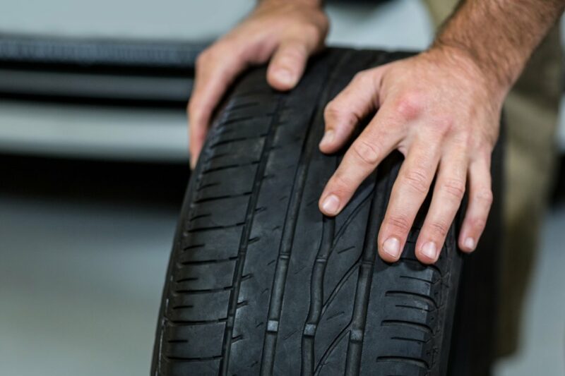 Штрафи за невідповідні шини: що потрібно знати