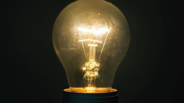 65% споживачів Донбасу залишилися без електрики