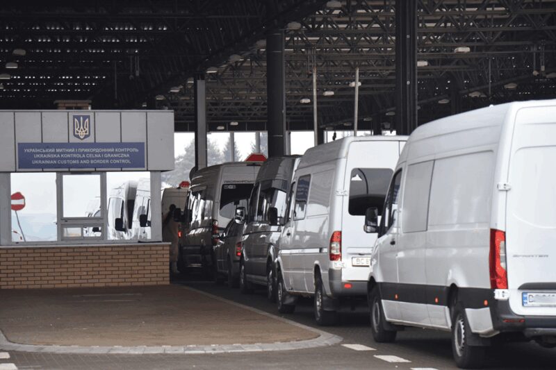 Черги на кордоні України 25 листопада: актуальна інформація