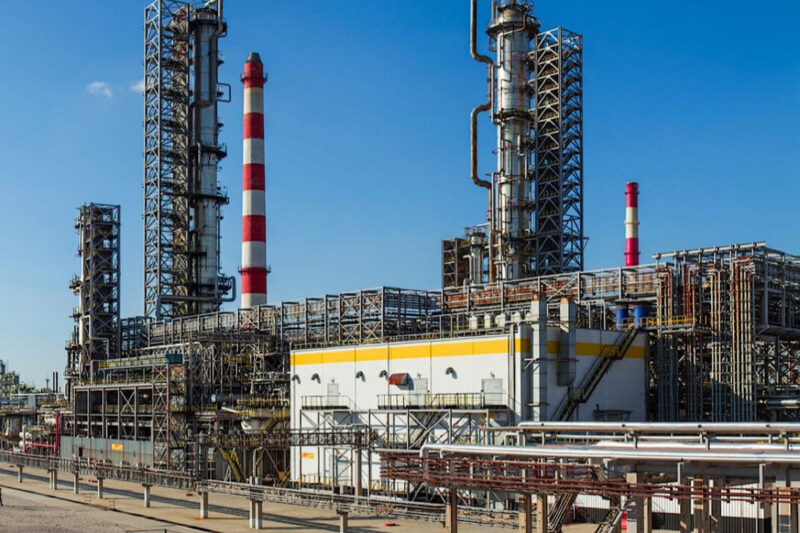 Рязанський НПЗ зупинив переробку нафти після атаки дрона