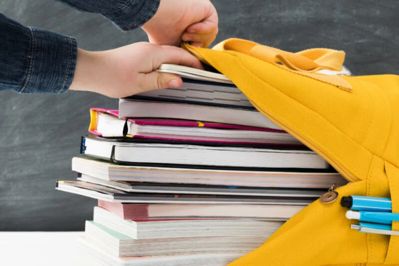 Останній день подачі заяв на “Пакунок школяра”