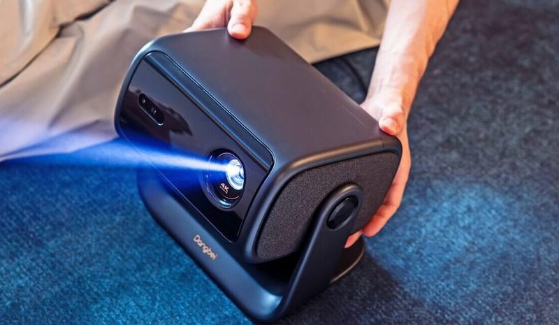 Чи зможуть проектори конкурувати з телевізорами у 2025 році?