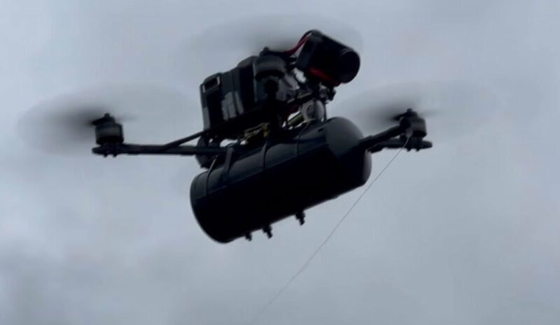 Російська армія руйнує інфраструктуру біля фронту