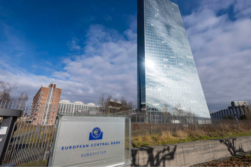 ЄЦБ відмовився підтримати виплату Україні 140 млрд євро