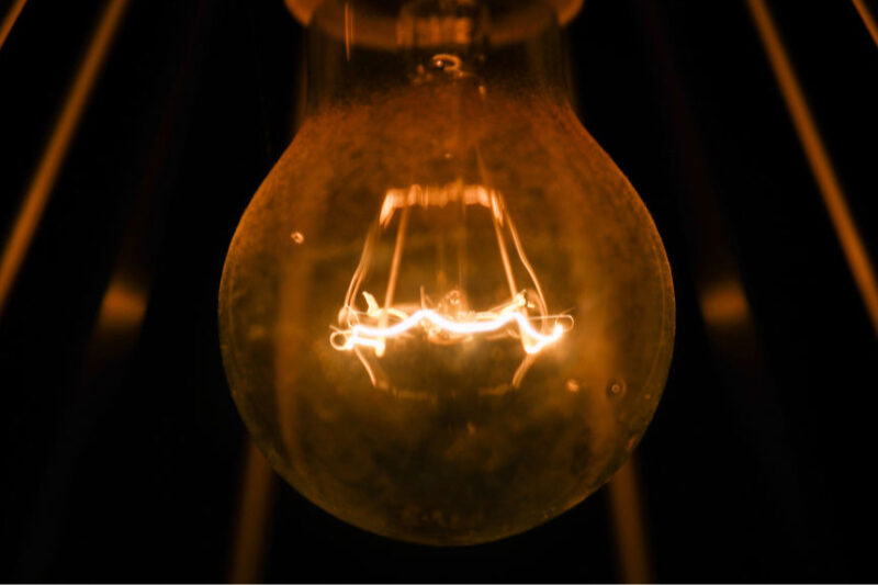 Графіки відключень електроенергії в Україні 6 грудня