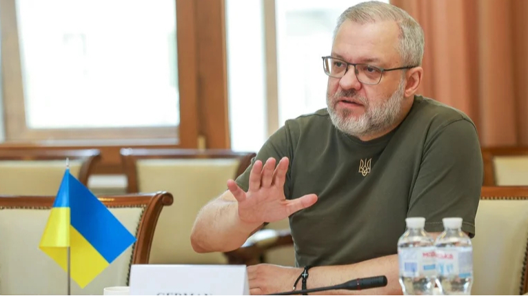 Син ексміністра Галущенка навчається у дорогому коледжі